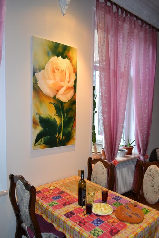 Apartment On Shevchenka Boulevard テルノーピリ エクステリア 写真